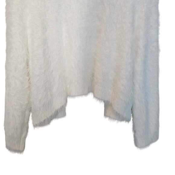Charlie Paige NWT White Eyelash Soft Open Cropped Cardigan‎ Sweater Size L/XL - Picture 6 of 10